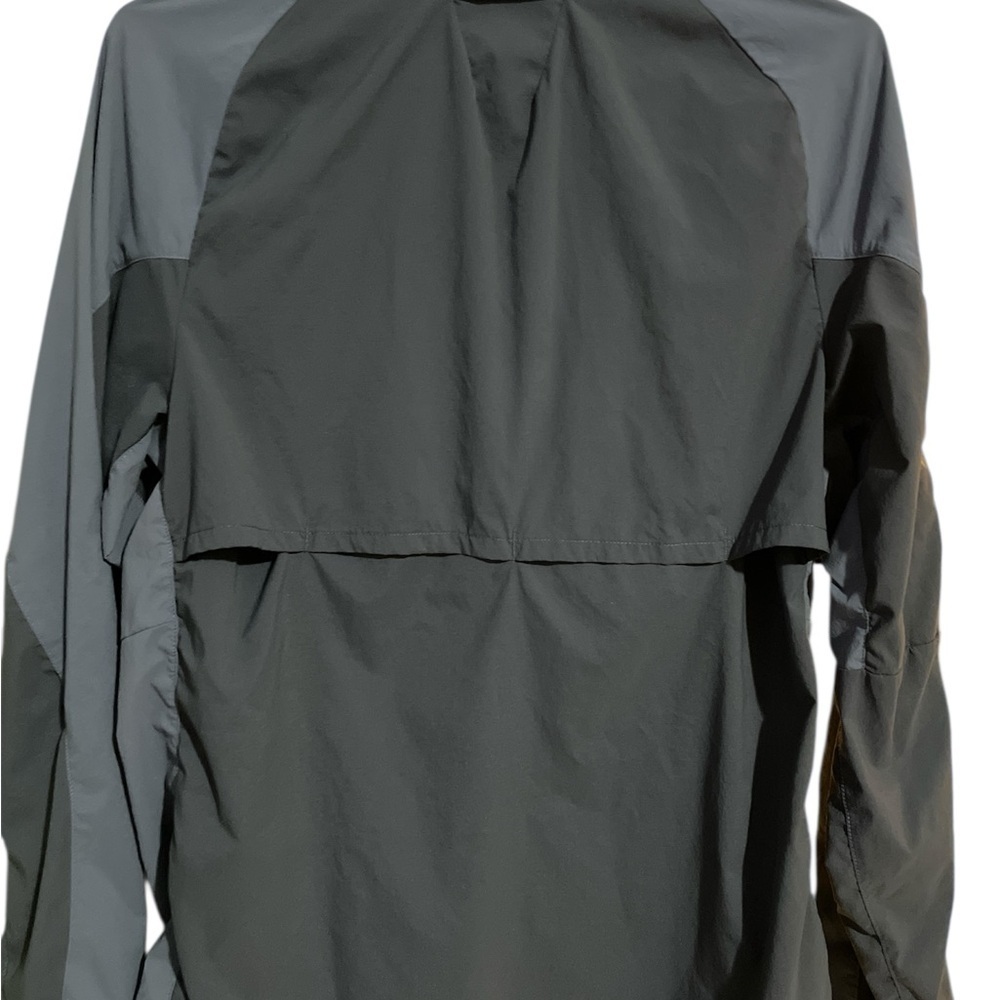 Nike Men's Lightweight Two-Tone Shirt Jacket - Black and Gray - Picture 2 of 3